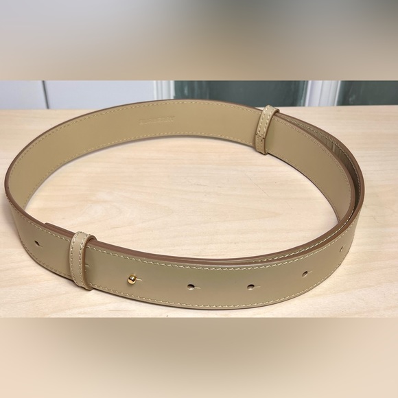 BURBERRY Leather Adjustable Belt - Picture 2 of 4
